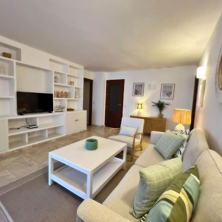 Magnifico Y Amplio Apartamento Con Terraza Фуeнхирола Екстериор снимка