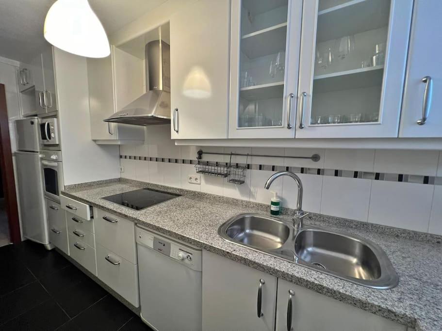 Magnifico Y Amplio Apartamento Con Terraza Фуeнхирола Екстериор снимка