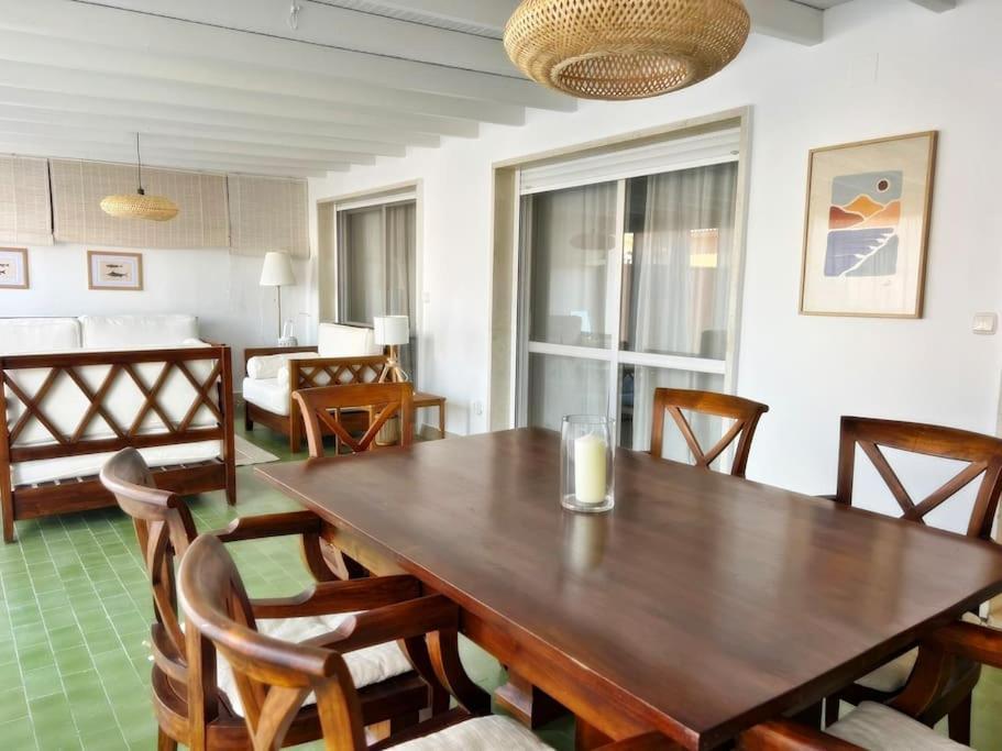 Magnifico Y Amplio Apartamento Con Terraza Фуeнхирола Екстериор снимка