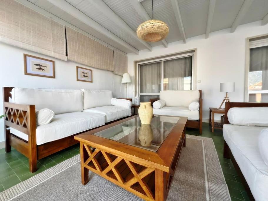 Magnifico Y Amplio Apartamento Con Terraza Фуeнхирола Екстериор снимка